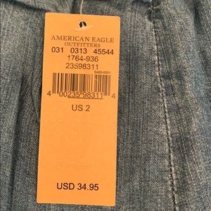 Am Eagle Size 2 Flowy Skirt (mini)